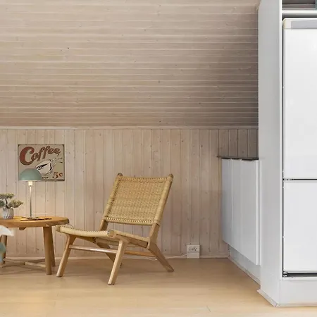Holiday home Lovely In With Wifi Dronningmolle