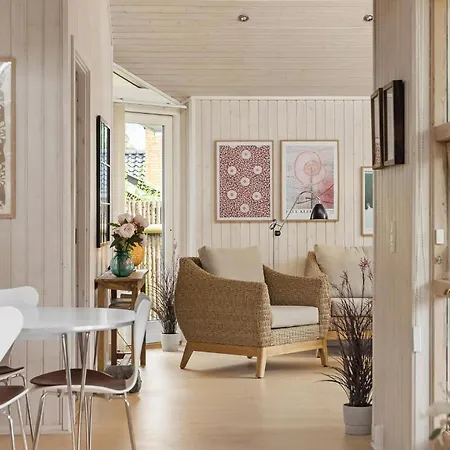 Holiday home Lovely In With Wifi